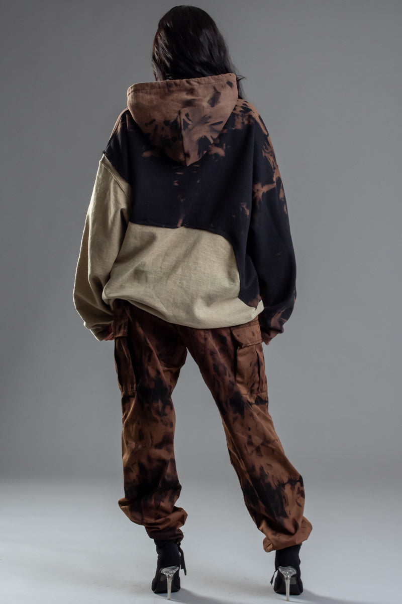 SUDADERA CON CAPUCHA RUSTED N SAND TRI CNT PATCHWORK